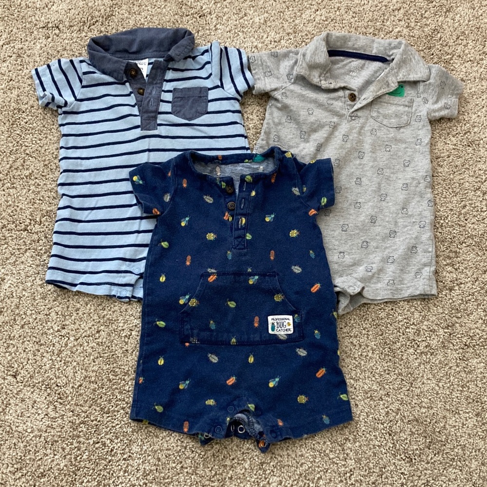 Carter’s Bundle of 3 Boy Rompers 6 Month Blue and Gray Frog, Bugs, Stripe